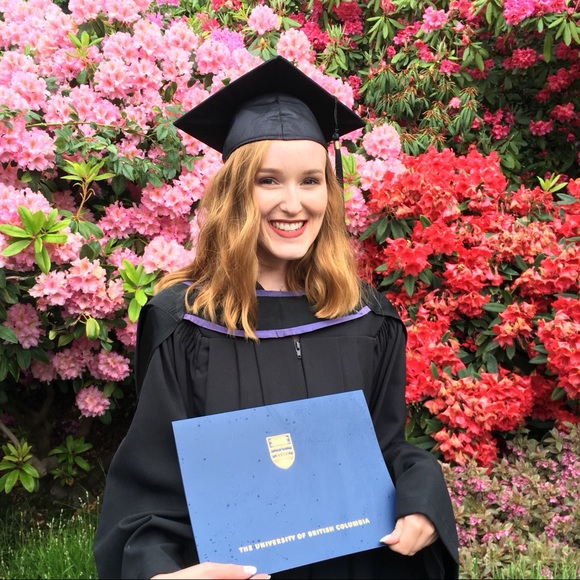 Meet your Posher, Emma - Picture 3 of 4